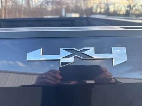 Certified 2025 GMC Sierra 1500 SLT w/ SLT Premium Plus Package image 31