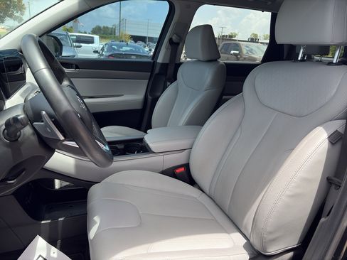 Used 2022 Hyundai Palisade SEL w/ Premium Package AWD/4WD image 12