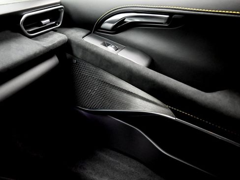 New 2025 Lotus Emira image 15