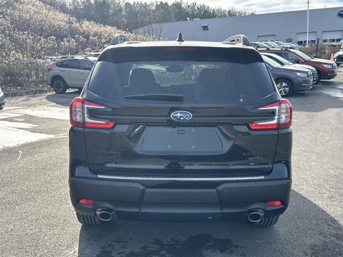 Used 2025 Subaru Ascent Bronze Edition image 5