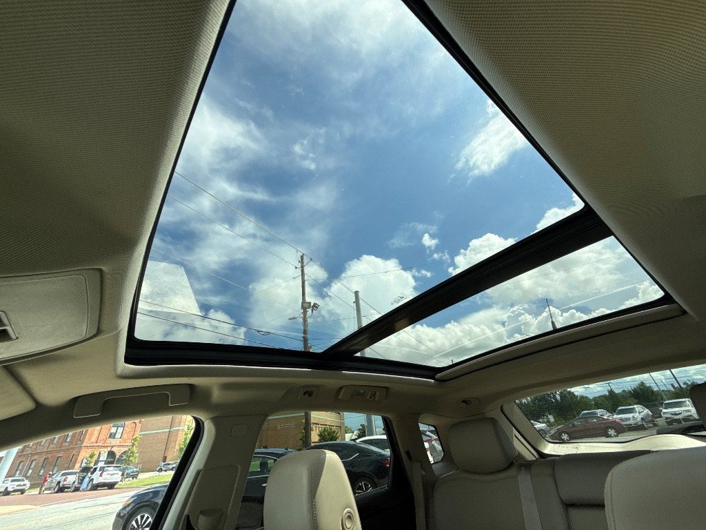 Used 2012 Cadillac SRX Luxury FWD image 15