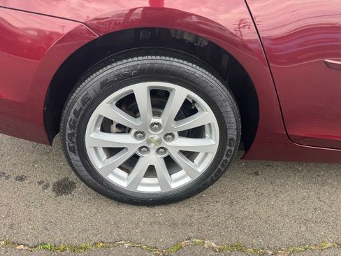Used 2015 Chevrolet Malibu LT FWD image 16