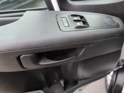 Used 2023 RAM ProMaster 2500 image 13