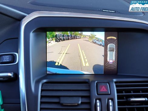 Used 2017 Volvo XC60 T5 Dynamic w/ Advanced Package image 19