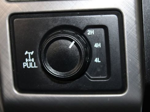 Used 2019 Ford F350 Limited w/ FX4 Off-Road Package image 32