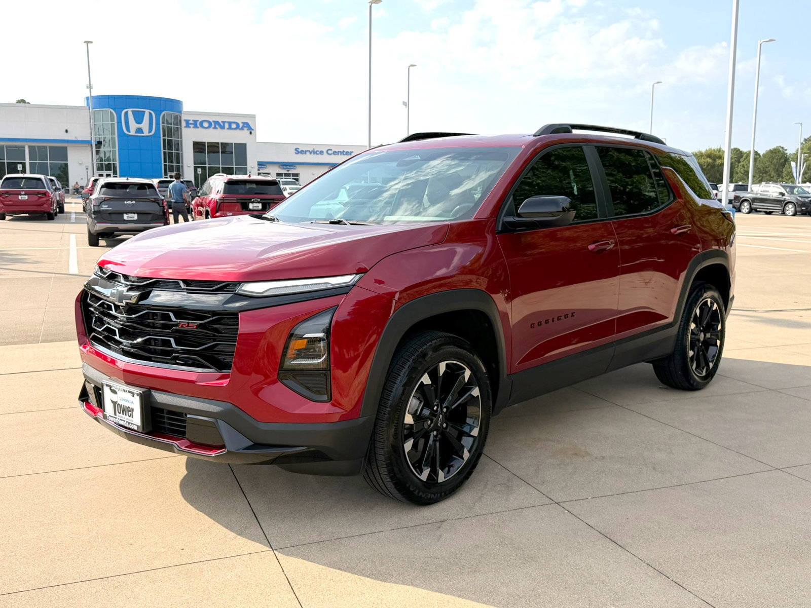 Used 2025 Chevrolet Equinox RS FWD image 3
