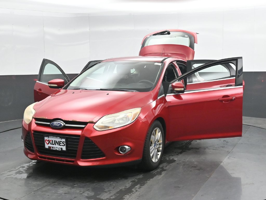 Used 2012 Ford Focus SEL FWD image 45