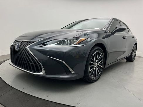 Used 2022 Lexus ES 300h w/ Premium Package image 9