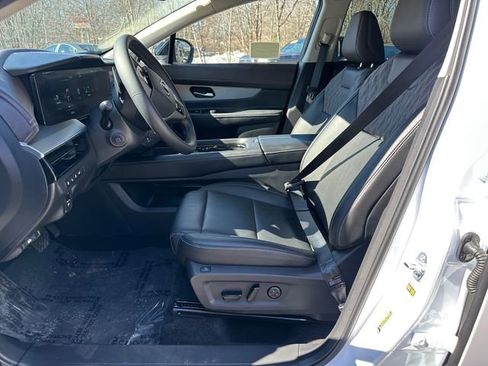 Used 2025 Nissan Murano Platinum w/ Cargo Package image 32