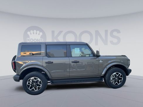 New 2026 Ford Bronco Outer Banks image 8