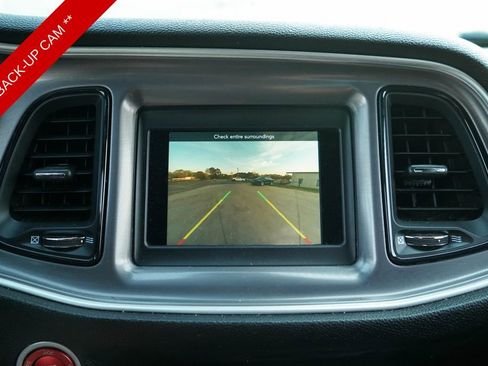 Used 2022 Dodge Challenger GT image 21