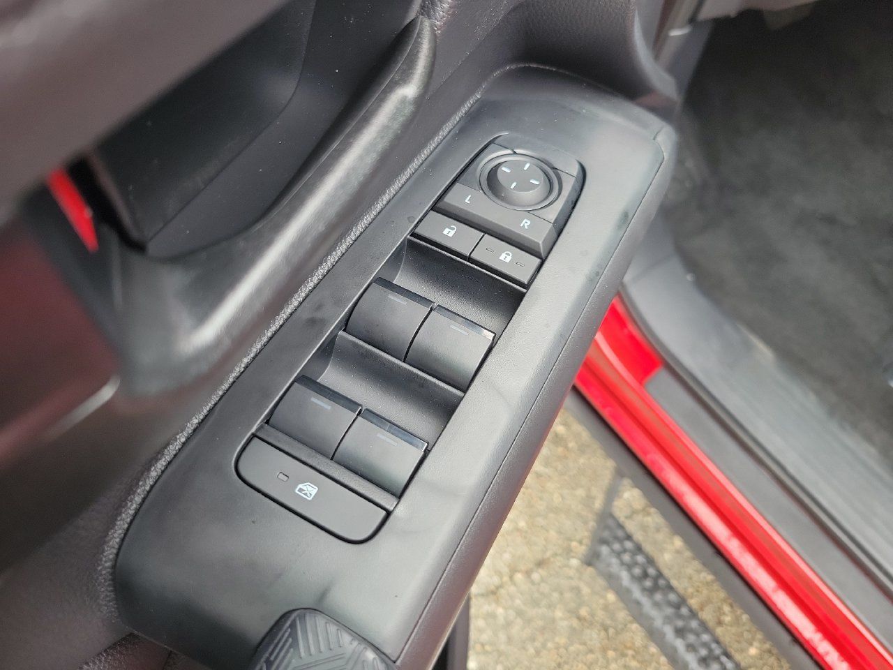 Used 2026 Toyota Tacoma SR5 RWD image 13