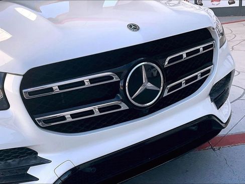 Used 2021 Mercedes-Benz GLS 580 4MATIC image 32