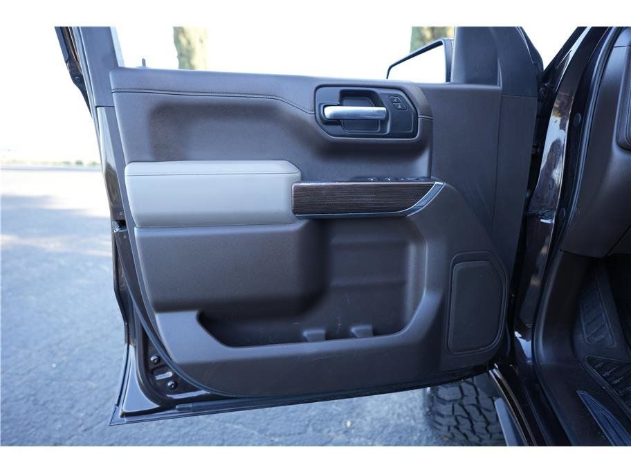Used 2019 Chevrolet Silverado 1500 LT w/ Convenience Package AWD/4WD image 15