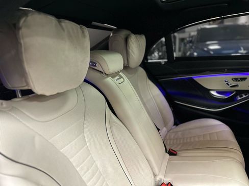 Used 2020 Mercedes-Benz S 560 4MATIC Sedan w/ AMG Line Exterior image 40