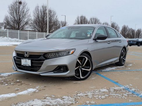 Certified 2022 Honda Accord Sport Special Edition image 2