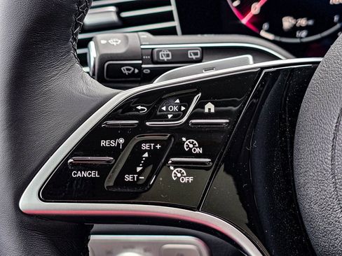 New 2026 Mercedes-Benz GLE 450 4MATIC image 17