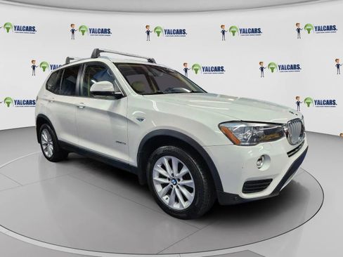 Used 2017 BMW X3 xDrive28i image 2