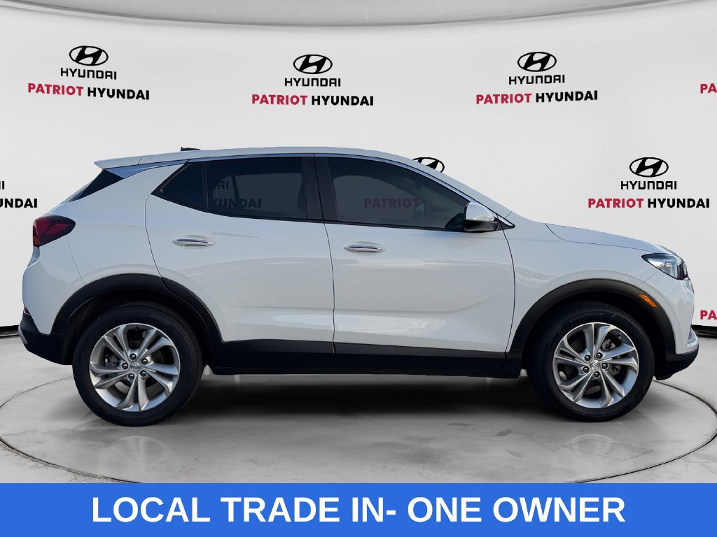 Used 2022 Buick Encore GX Preferred w/ Cold Weather Comfort Package FWD image 2