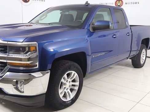 Used 2019 Chevrolet Silverado 1500 LT w/ All Star Edition AWD/4WD image 44