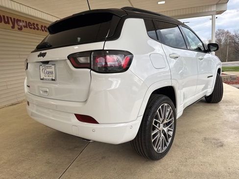 Used 2023 Jeep Compass High Altitude w/ Driver Assist Group I AWD/4WD image 7