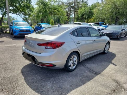 Used 2020 Hyundai Elantra SEL w/ Cargo Package (C1) FWD image 2
