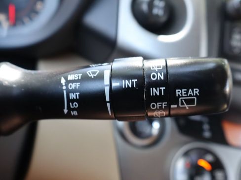 Used 2012 Toyota RAV4 Limited w/ Premium Plus Value Pkg AWD/4WD image 33