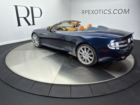 Used 2013 Aston Martin DB9 Volante RWD image 4