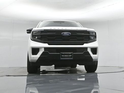 Used 2025 Ford Expedition Max Active image 51