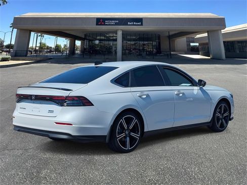 Used 2023 Honda Accord Sport image 6