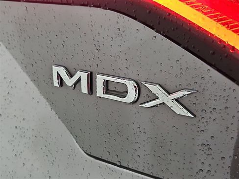 Used 2022 Acura MDX SH-AWD w/ Advance Package image 12