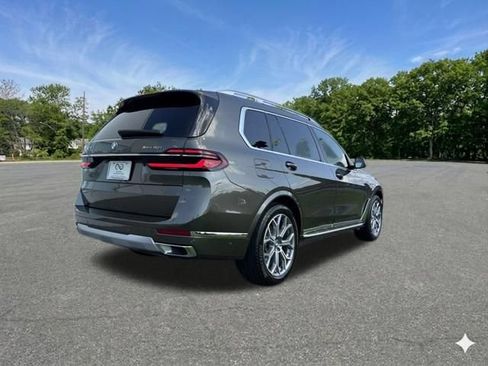 Used 2023 BMW X7 xDrive40i AWD/4WD image 9