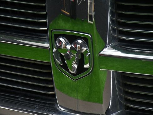 Used 2010 Dodge Ram 1500 Truck SLT w/ Big Horn Regional Pkg image 7