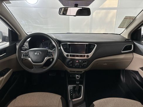 Used 2021 Hyundai Accent SEL image 25