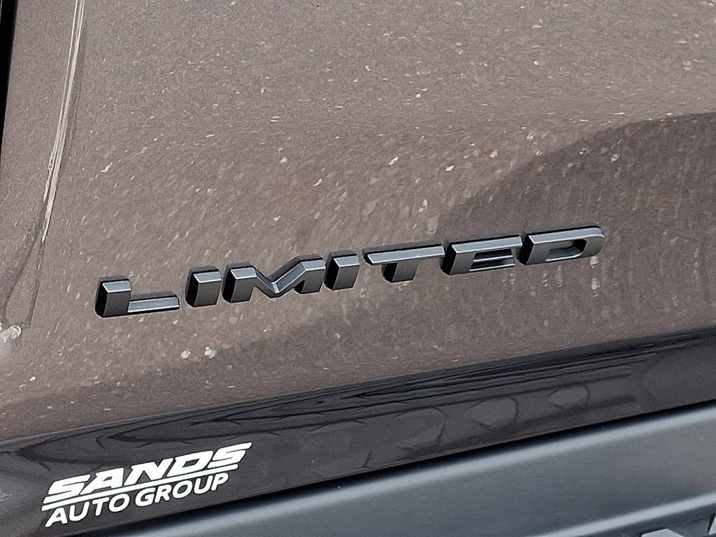 Used 2024 RAM 1500 Limited AWD/4WD image 31