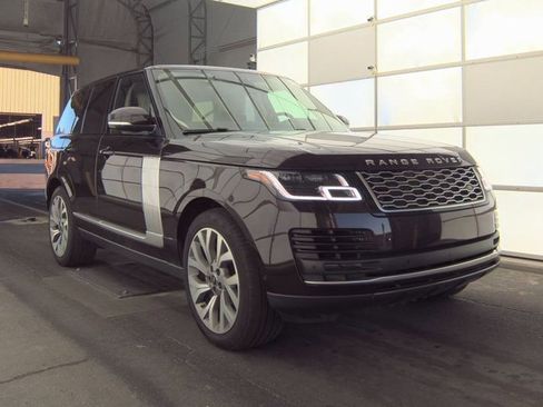 Used 2020 Land Rover Range Rover HSE image 3