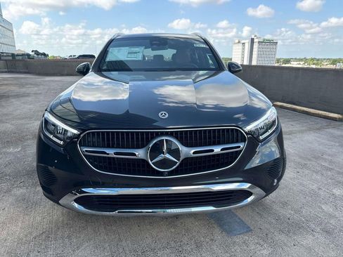 New 2026 Mercedes-Benz GLC 300 image 2