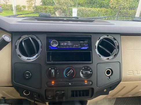 Used 2008 Ford F350 Lariat RWD image 11