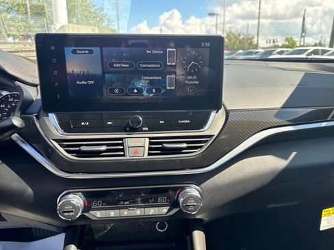 New 2025 Nissan Altima 2.5 SR w/ SR Premium Package image 18