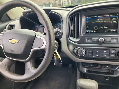 Used 2019 Chevrolet Colorado W/T w/ WT Convenience Package RWD image 27