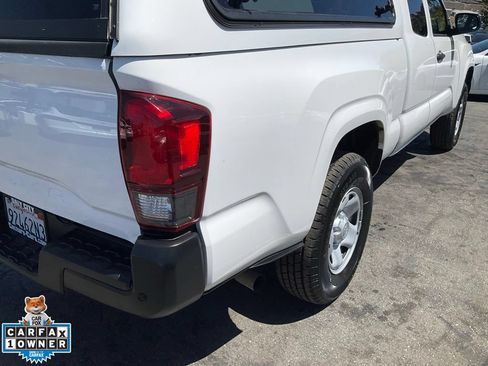 Used 2022 Toyota Tacoma SR RWD image 81