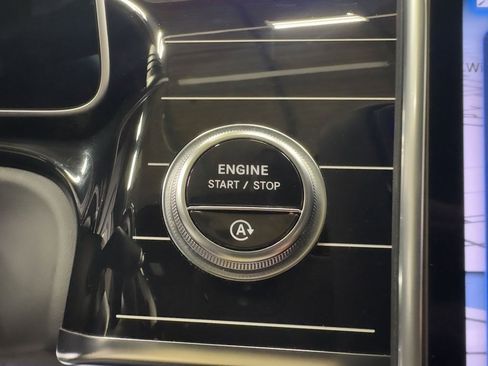 Used 2023 Mercedes-Benz S 580 4MATIC Sedan w/ 3D Technology Package image 16