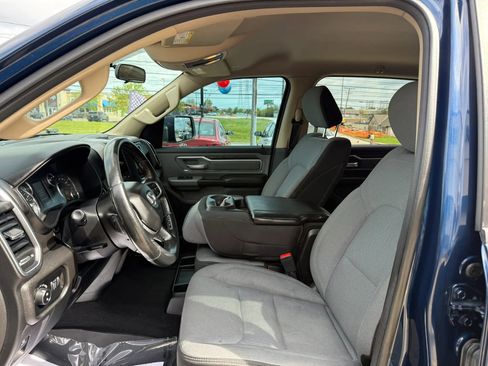 Used 2019 RAM 1500 Big Horn AWD/4WD image 18