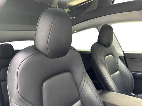 Used 2020 Tesla Model Y Long Range AWD/4WD image 45