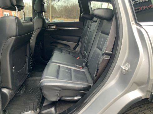 Used 2015 Jeep Grand Cherokee Limited image 23