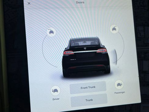 Used 2020 Tesla Model X Long Range image 19