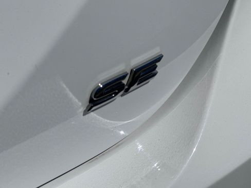 Used 2019 Toyota Camry SE FWD image 37