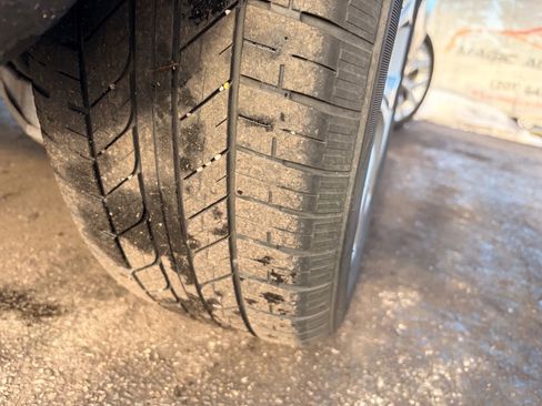 Used 2020 Land Rover Range Rover Evoque SE image 43