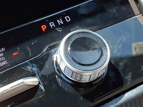 New 2026 Jeep Grand Cherokee Limited image 11