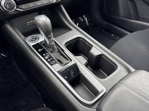 Used 2022 Nissan Sentra SV FWD image 24